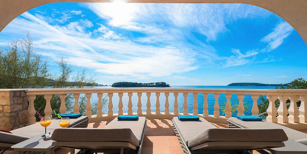 Villa Adore 