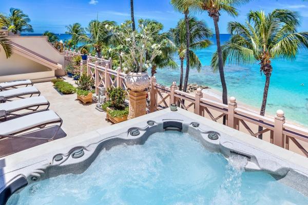 Reeds House 12- Beachfront