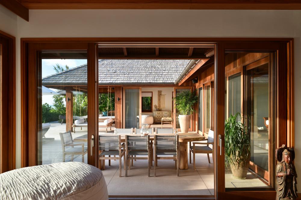 Love Pumpkin COMO Parrot Cay 3 bedroom villa with pool - Dining Love Pumpkin COMO Parrot Cay 3 bedroom villa with pool