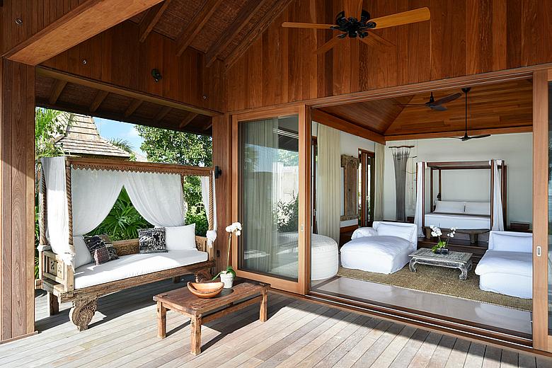 Love Pumpkin COMO Parrot Cay 3 bedroom villa with pool - Master Bedroom Love Pumpkin COMO Parrot Cay 3 bedroom villa with pool