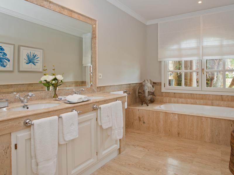 Villa Loriana , Marbella 