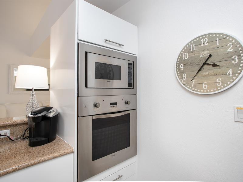 Marina 360 , Cupecoy 