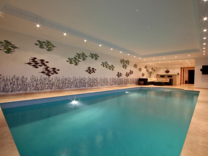 Gran Villa San Pietro , El Madronal 