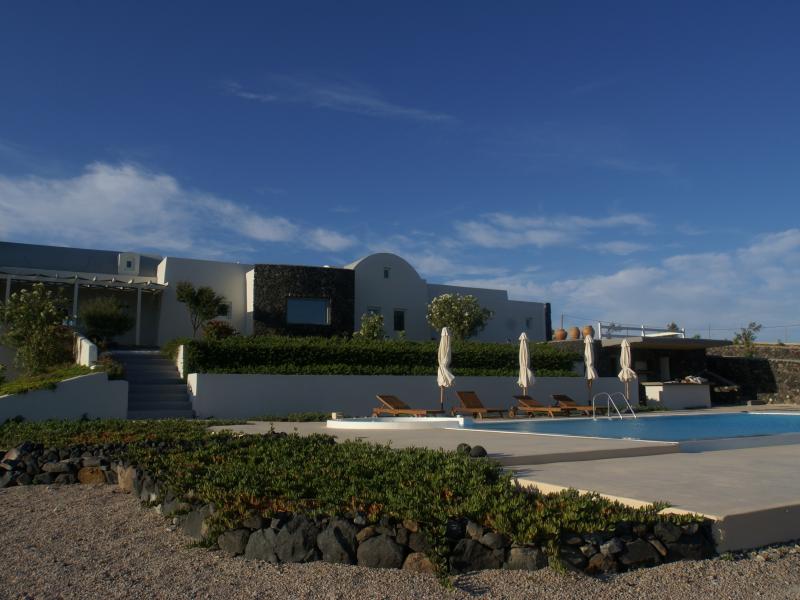 Whitesun , Santorini 