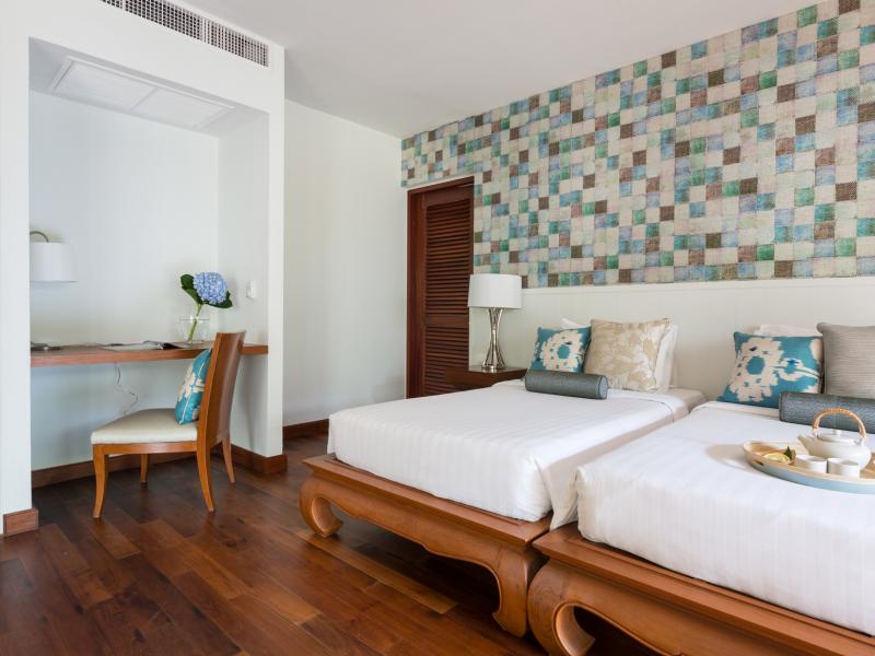 Bougainvillea - Miskawaan Estate , Koh Samui 