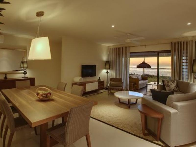 Leora Beach , South Coast 