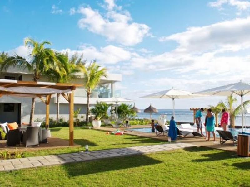 Leora Beach , South Coast 