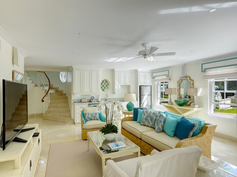 St Helena - Beachfront , Beachfront villas Barbados , Holetown , Porters , Queens Fort , St James , Waterfront villas Barbados , West Coast Barbados 