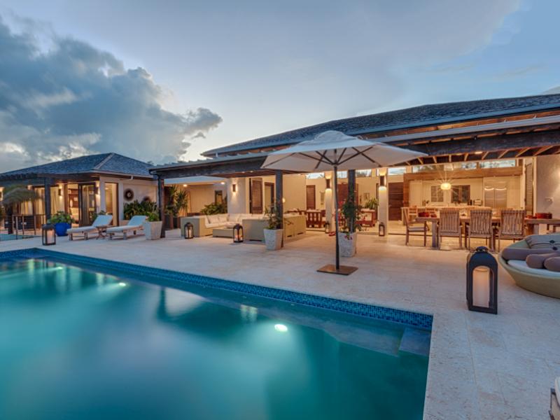 Kamique villas , Little Harbour 