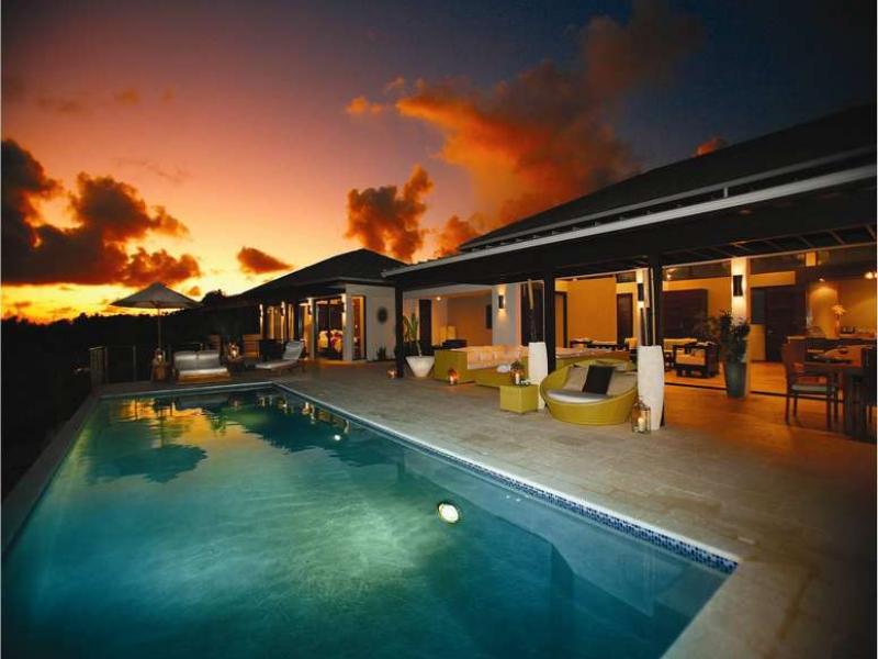 Kamique villas , Little Harbour 