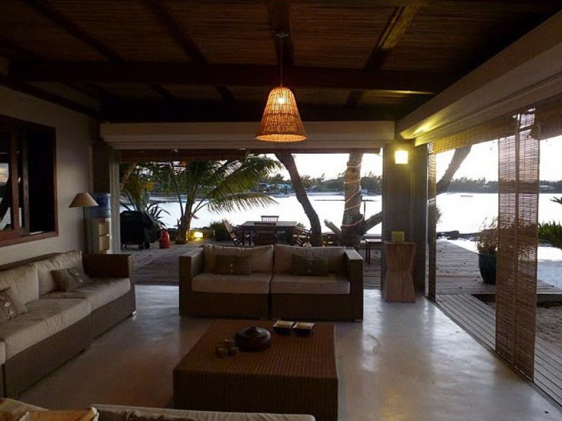 L'Ilot Private Island , East Coast 