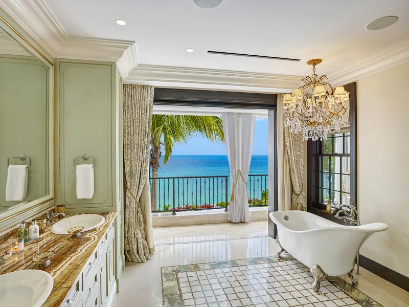 Seaclusion -Beachfront , Beachfront villas Barbados , Fitts Village , St James , West Coast Barbados 