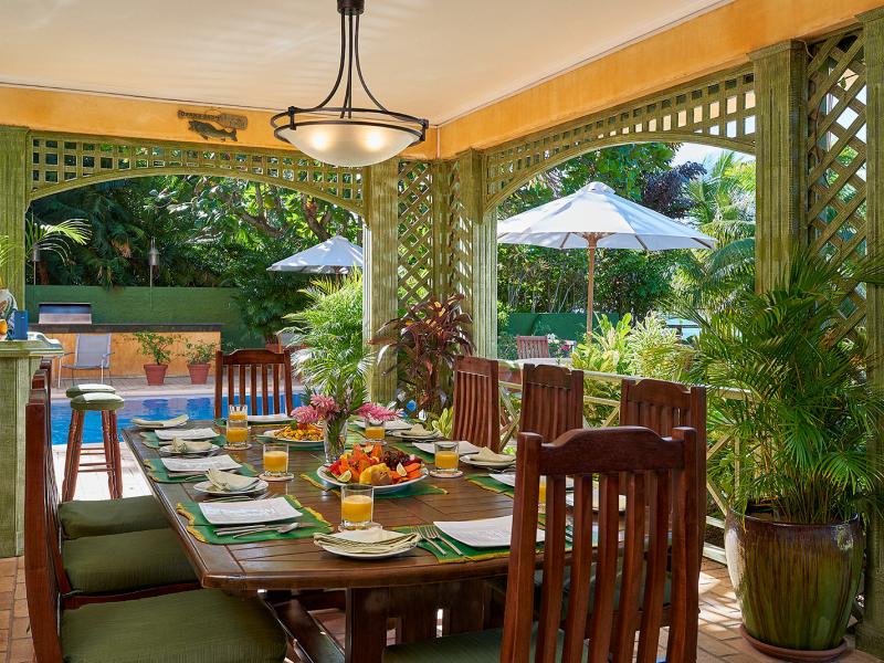 Keela Wee , Discovery Bay 