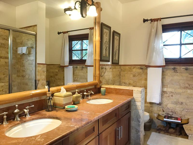 Whispering Waters , Discovery Bay 