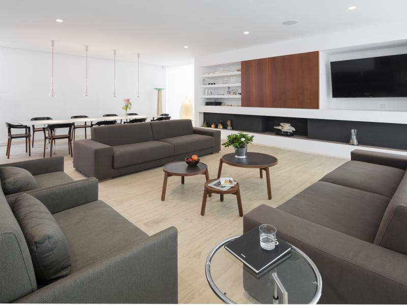 Villa Eclipse , East 