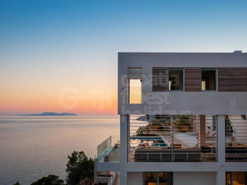 Villa Andromeda , Islands 