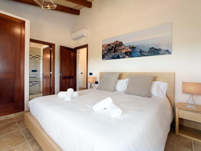 Villa Antonio , East 