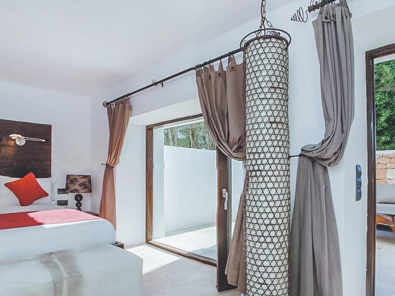 Can Alivia , San Carlos 