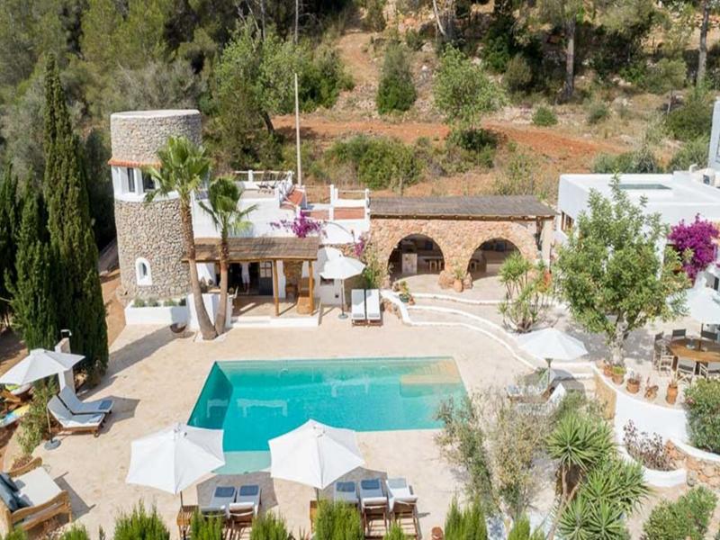 Can Daphne , Santa Gertrudis 