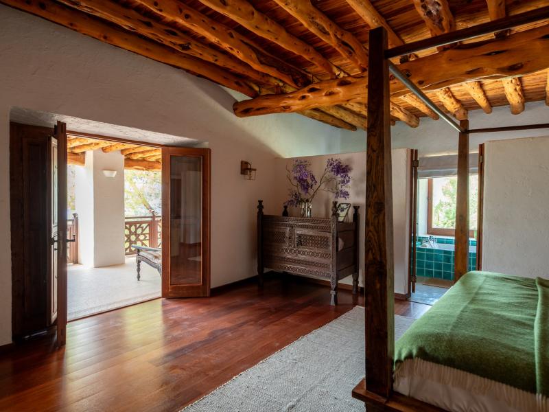 Can Xarraca , Portinatx 