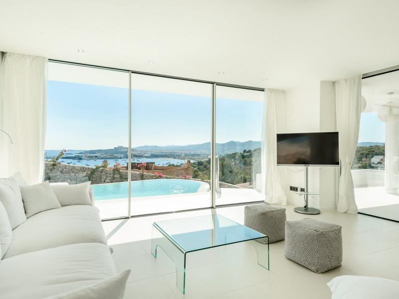 Villa Equis , Cap Martinet 