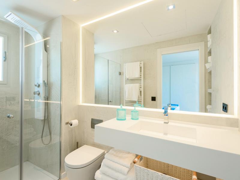 Villa Equis , Cap Martinet 