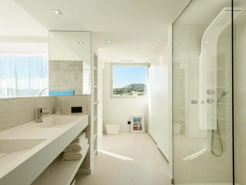 Villa Equis , Cap Martinet 