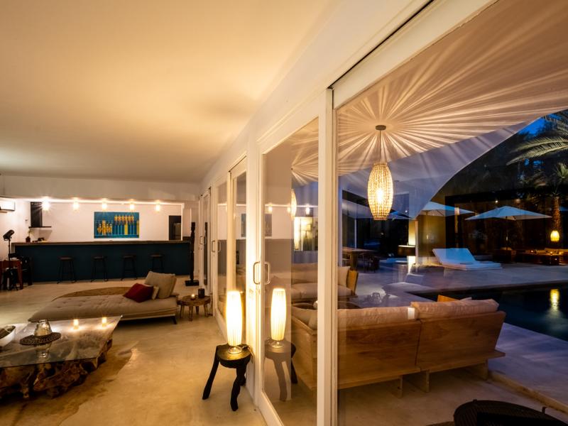 Villa Zola , Roca Llisa 