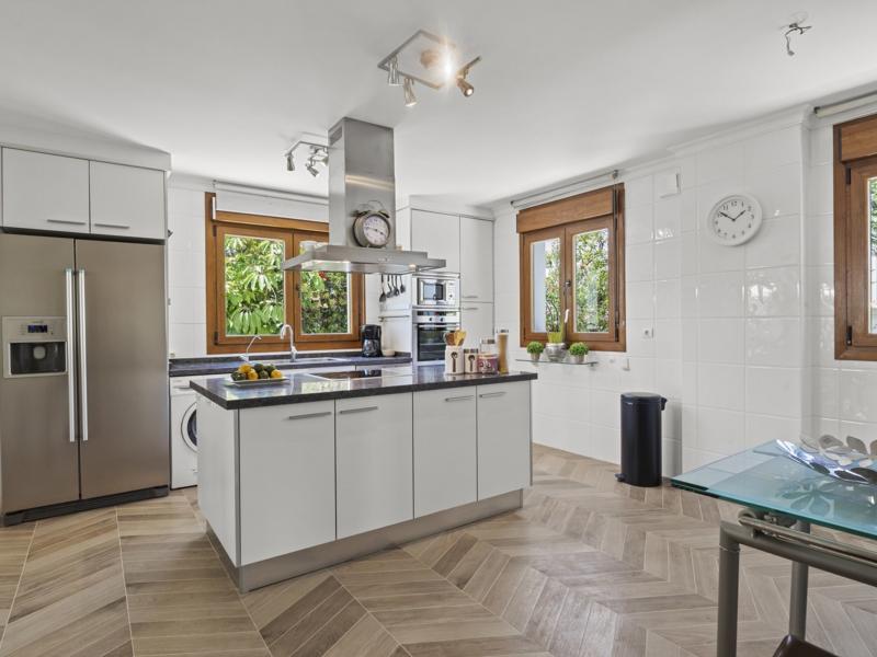 Villa Frondosa , Marbella 