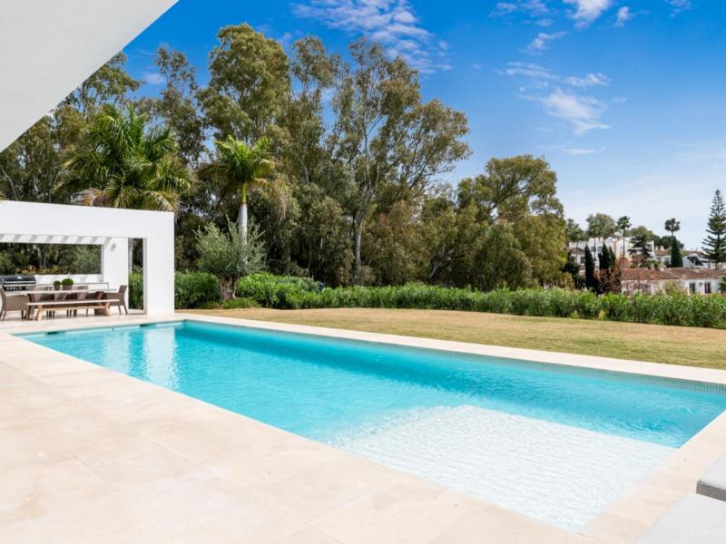 Villa Nova , Marbella 