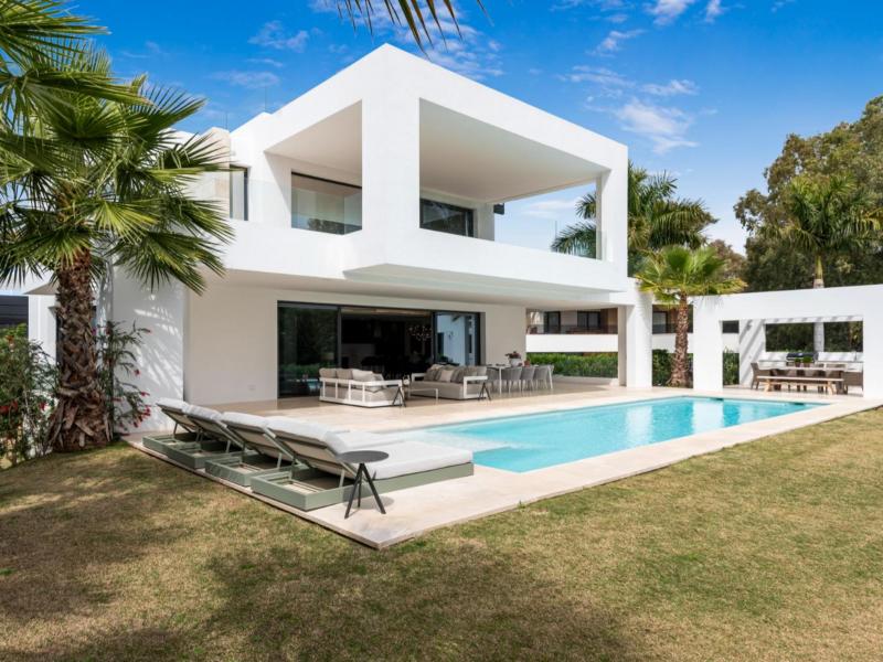 Villa Nova , Marbella 