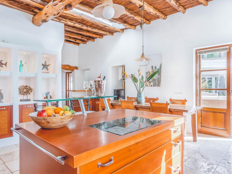 Ca'na Calma , San Carlos 