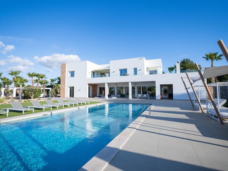 Casa Fourteen , Jesus 