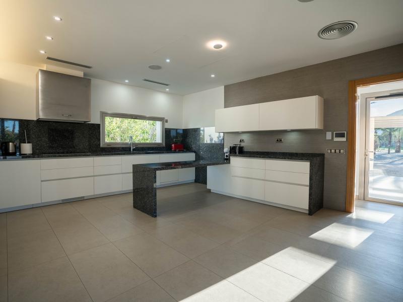 Casa Fourteen , Jesus 