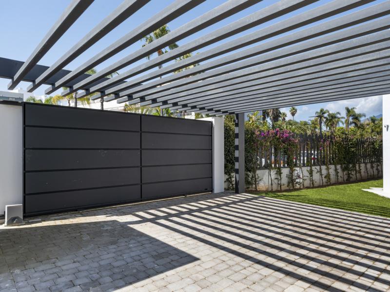 Villa Trazzini , Marbella 