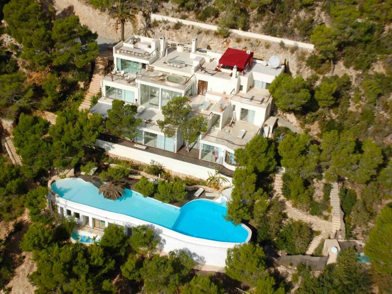 Villa Destiny , 