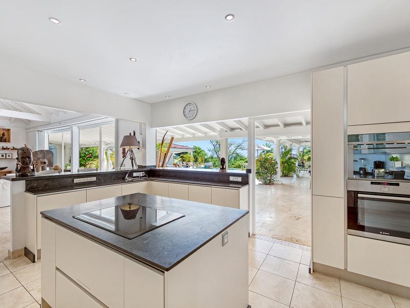 La Pinta , Terres Basses 