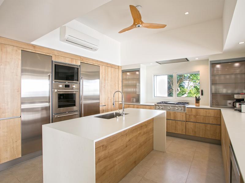 Avanti , Terres Basses 