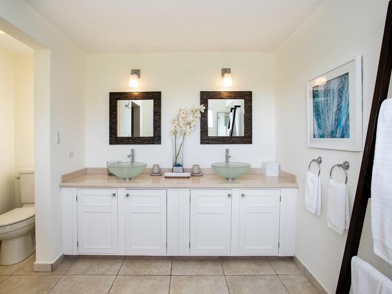 Nid d’Amour , Terres Basses 