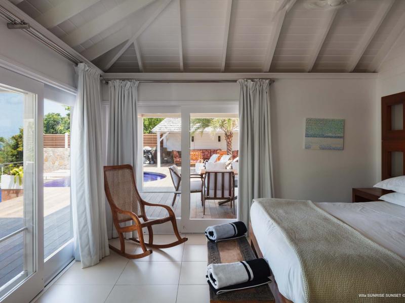 Sunrise-Sunset Villa , Point Milou 