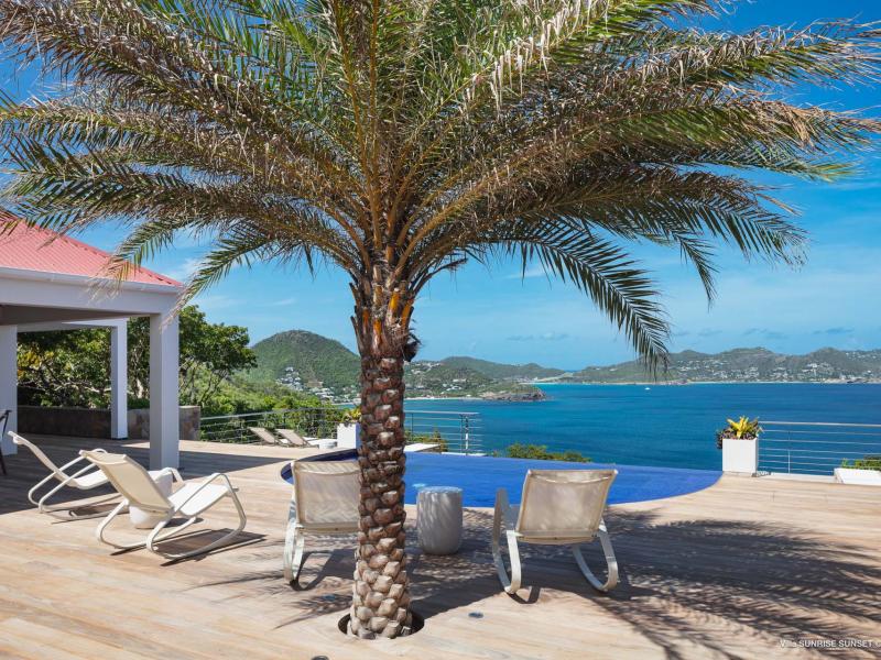 Sunrise-Sunset Villa , Point Milou 