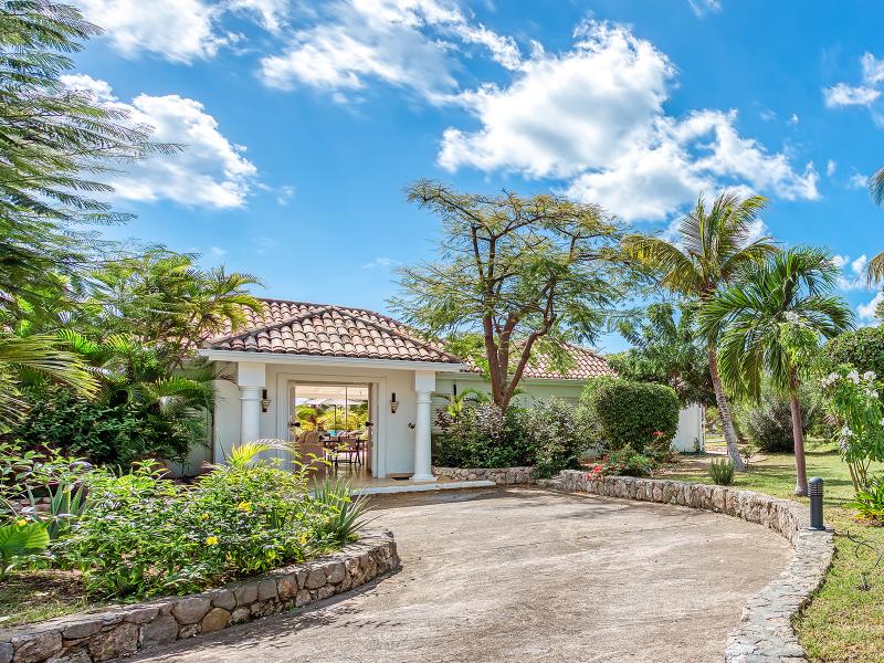 La Pinta , Terres Basses 