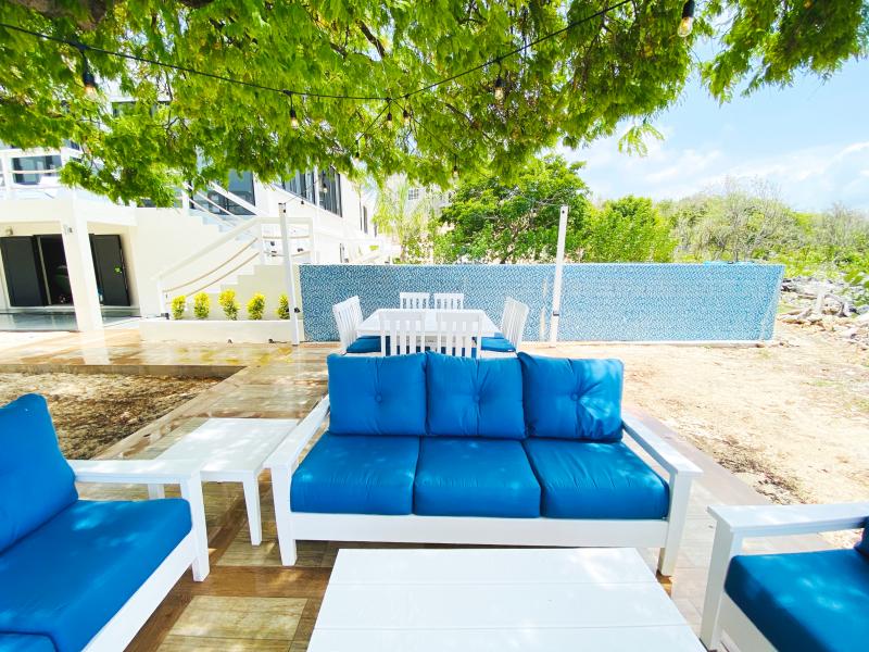 Sandcastle Beach House , Lime Stone Bay 