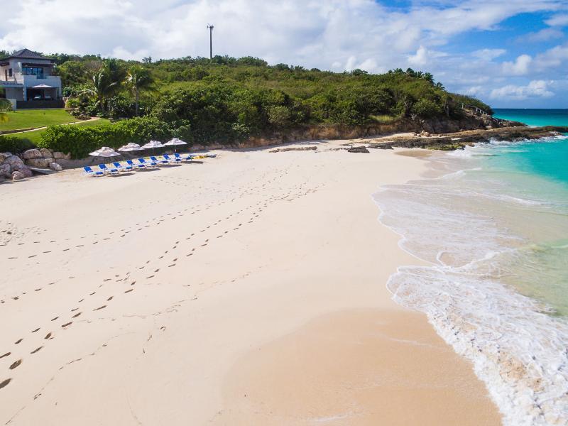 Villa Nevaeh Estate , Long Bay 