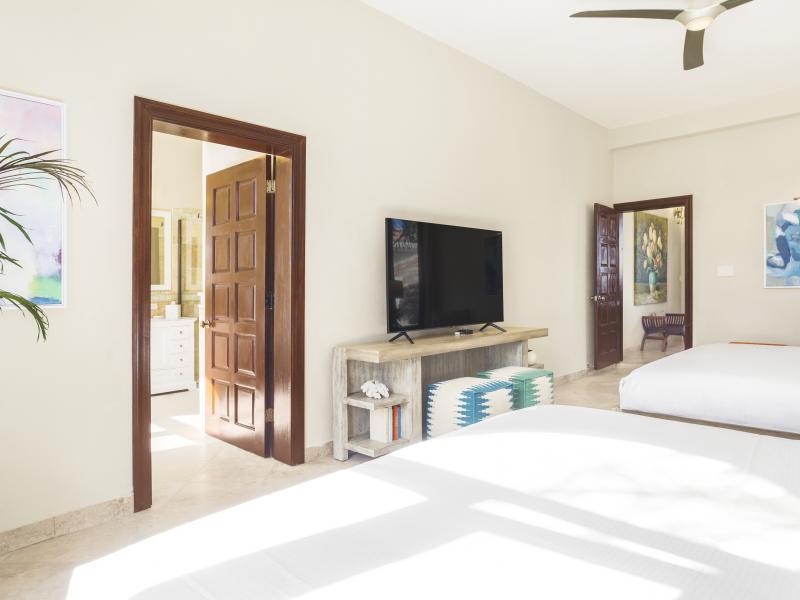 Villa Sandcastle , Lime Stone Bay 