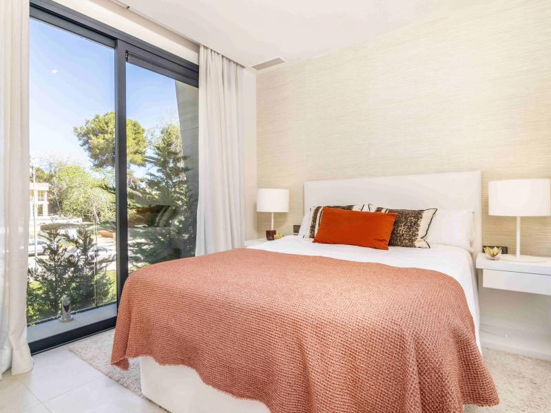 Villa Banus Bay , Marbella , Puerto Banus 