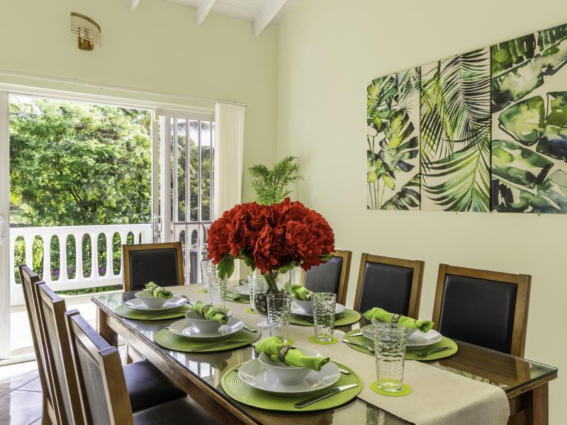 Villa Decaj , Cap Estate 