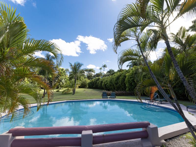 Glitter Bay 112 , Beachfront villas Barbados , Glitter Bay , Porters , St James , West Coast Barbados 