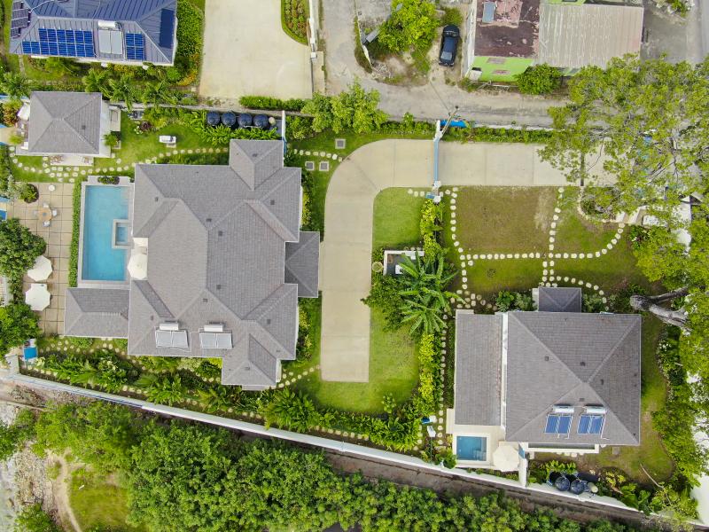 Kaiso - Beachfront , 