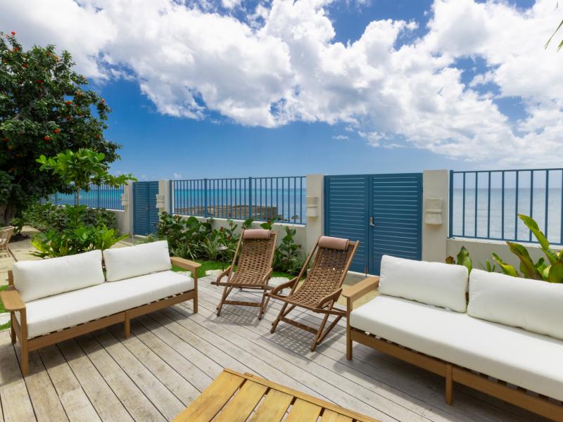 Kaiso - Beachfront , 